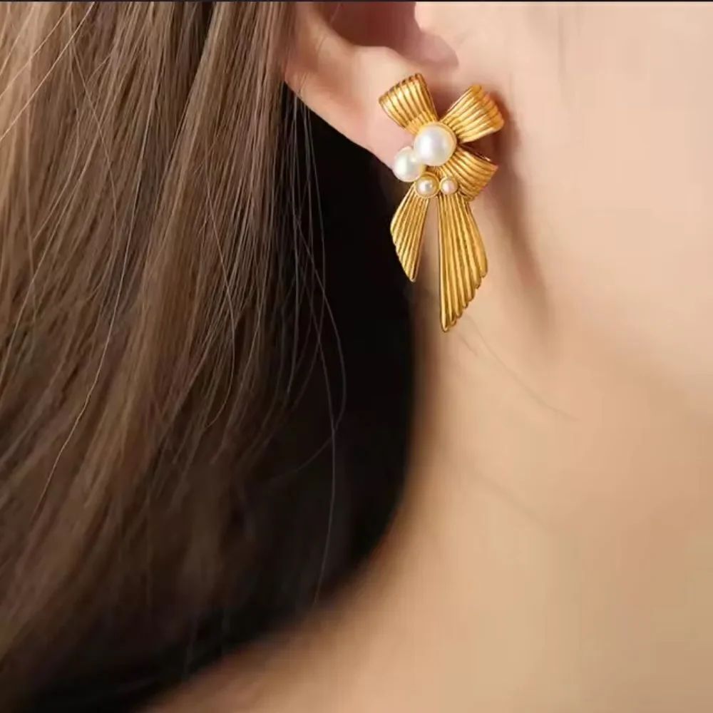 Vintage style earrings A1131